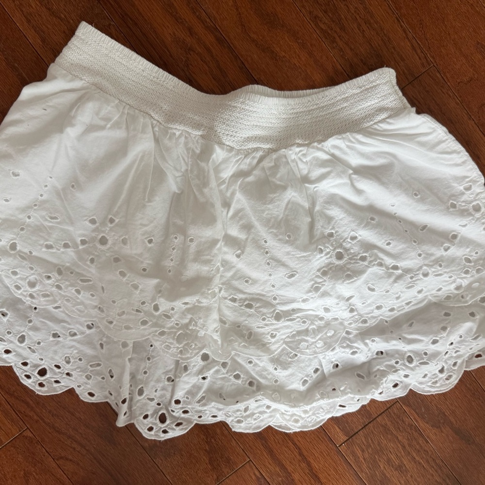 American Eagle Outfitters White Eyelet Mini Skirt